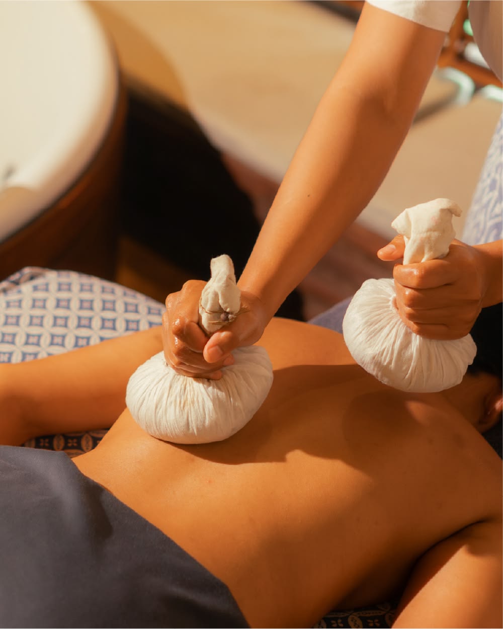 Herbal Massage Treatment